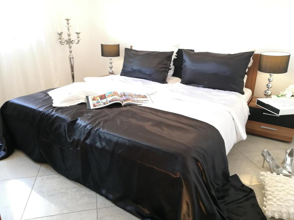Villa Meli - Apartments Mit Meerblick Μεντουλίν Εξωτερικό φωτογραφία