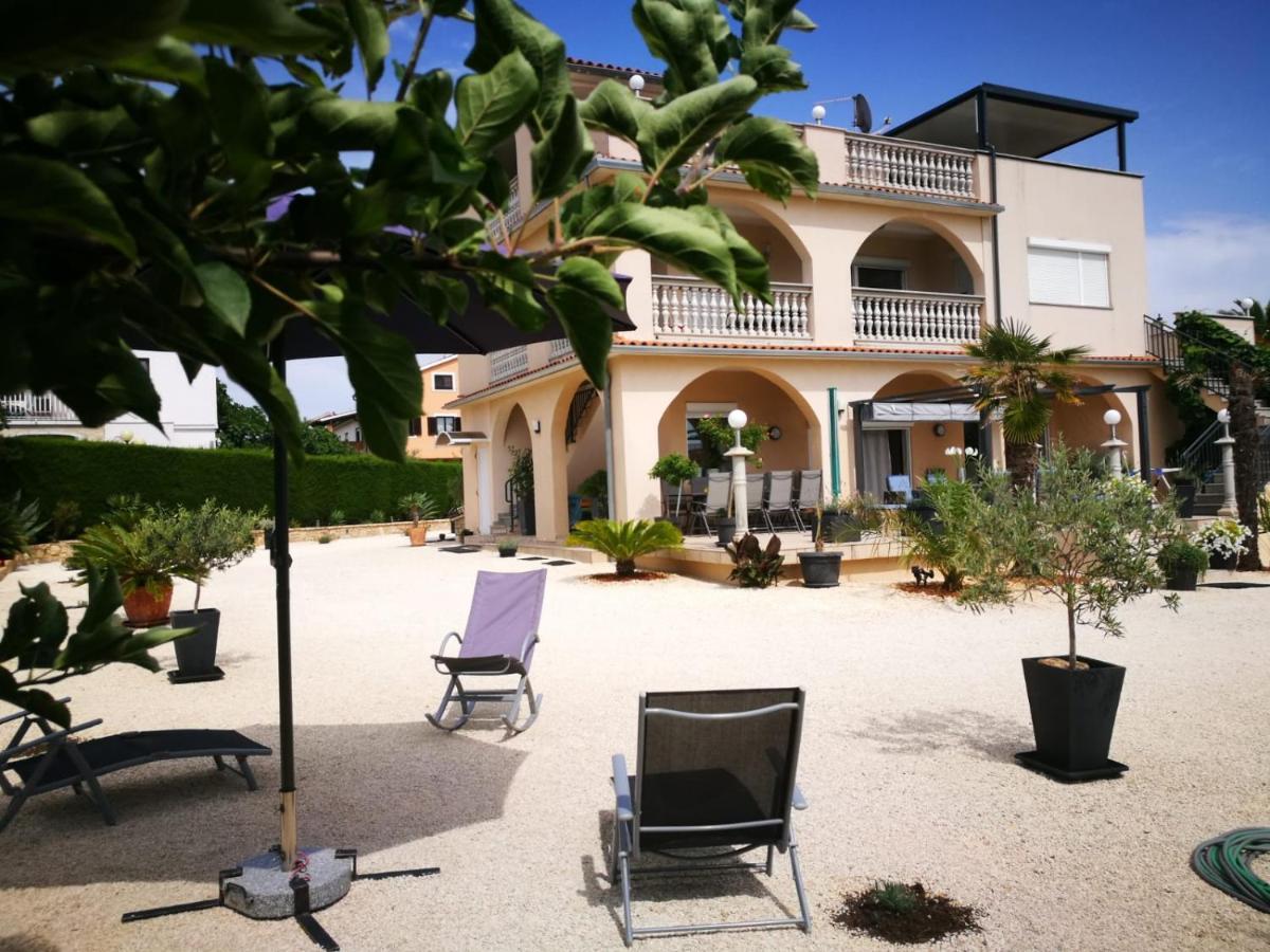 Villa Meli - Apartments Mit Meerblick Μεντουλίν Εξωτερικό φωτογραφία