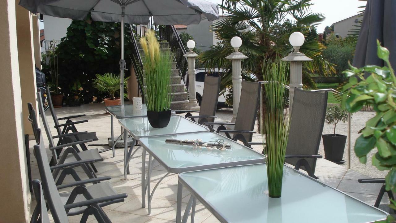Villa Meli - Apartments Mit Meerblick Μεντουλίν Εξωτερικό φωτογραφία